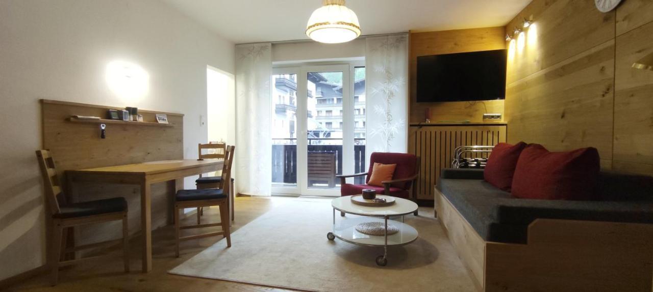 Alpenappartements Domicil Include Jokercard Saalbach-Hinterglemm Exterior photo
