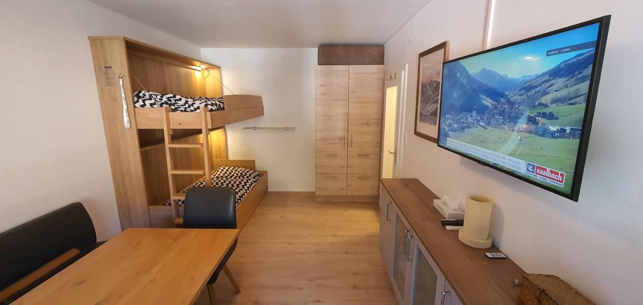 Alpenappartements Domicil Include Jokercard Saalbach-Hinterglemm Exterior photo