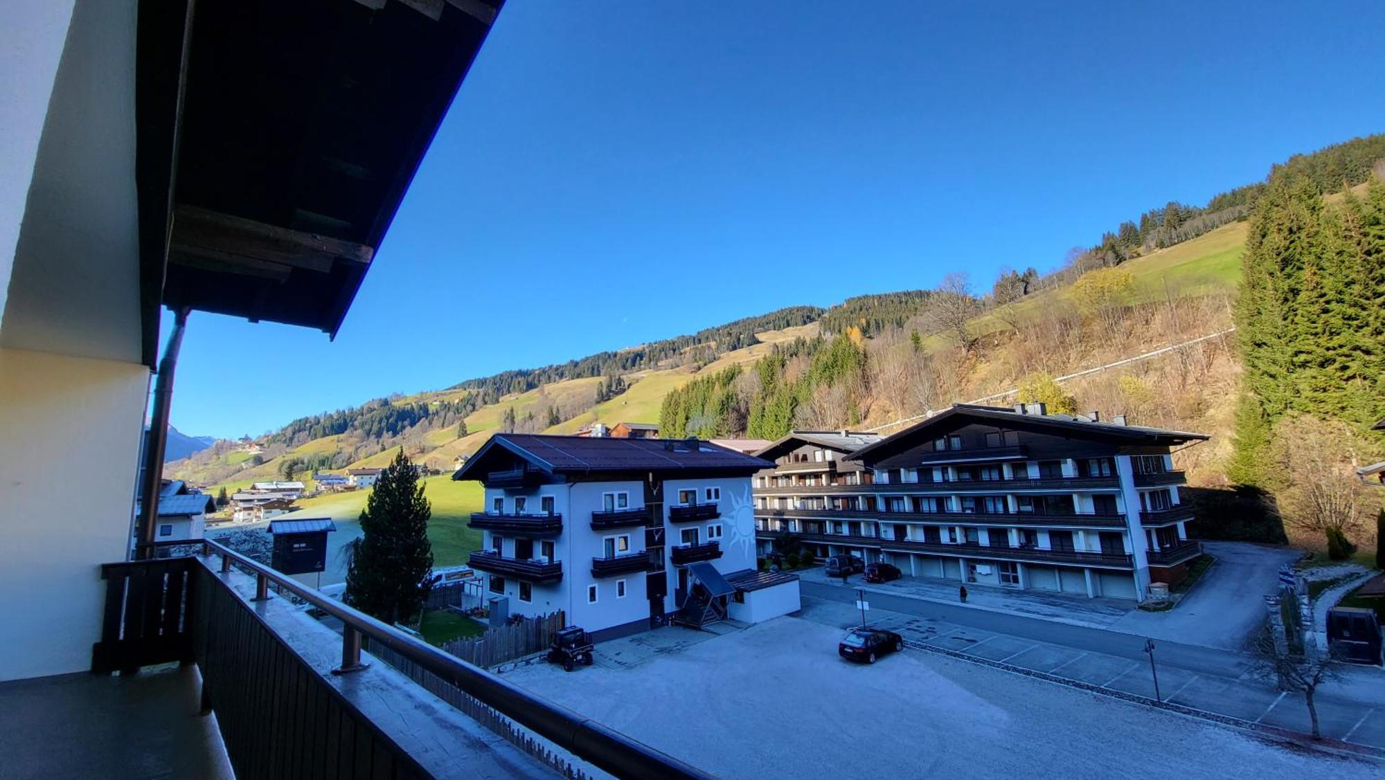 Alpenappartements Domicil Include Jokercard Saalbach-Hinterglemm Exterior photo