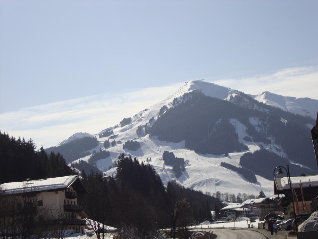 Alpenappartements Domicil Include Jokercard Saalbach-Hinterglemm Exterior photo
